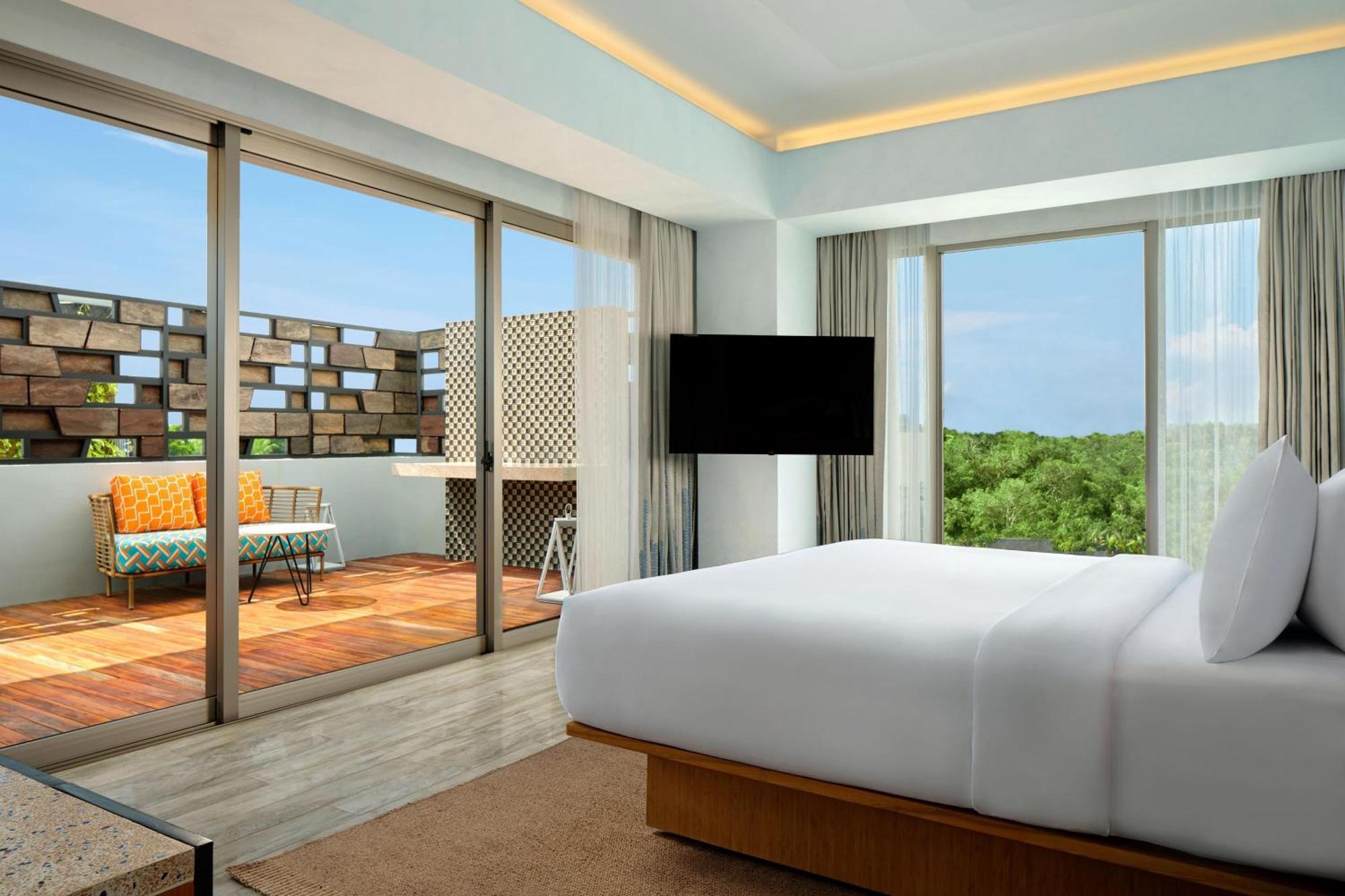 Hotel Aloft Bali Seminyak Exterior foto